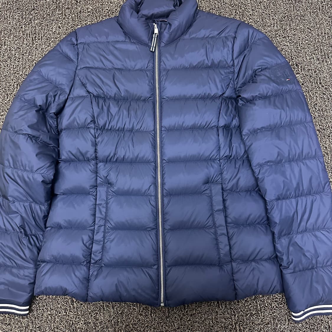 타미힐피거 여성 다운 경량패딩 네이비 M 상품이미지3