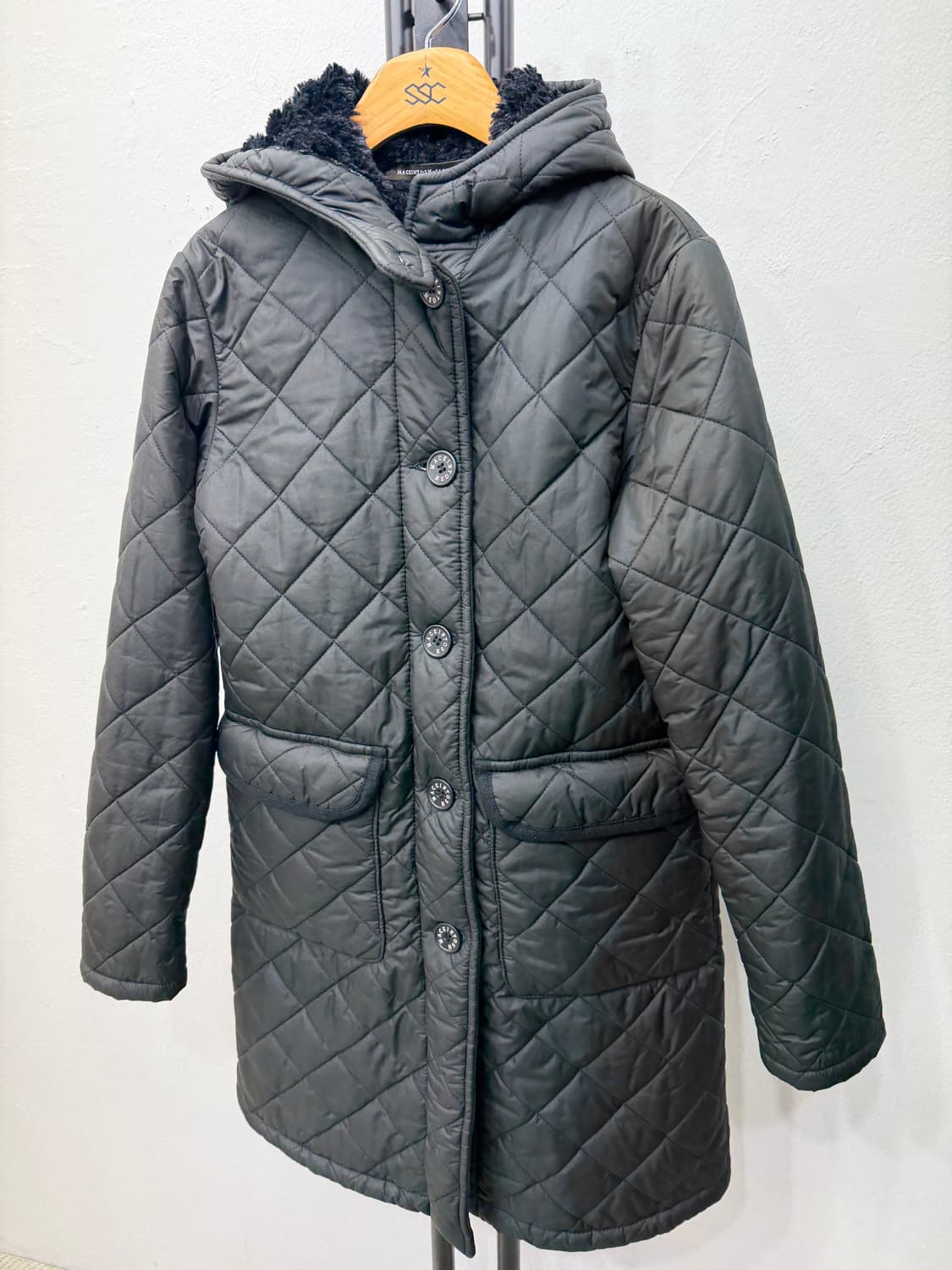 정품) 맥킨토시 블랙 퀼팅 패딩 55 상품이미지3