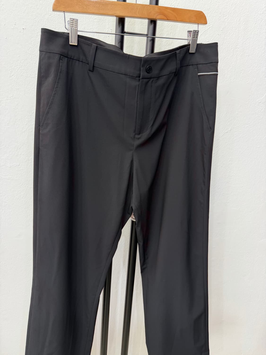 정품) 랑방 블랑 23ss 남성 블랙 슬랙스 바지 2XL(36) 상품이미지2