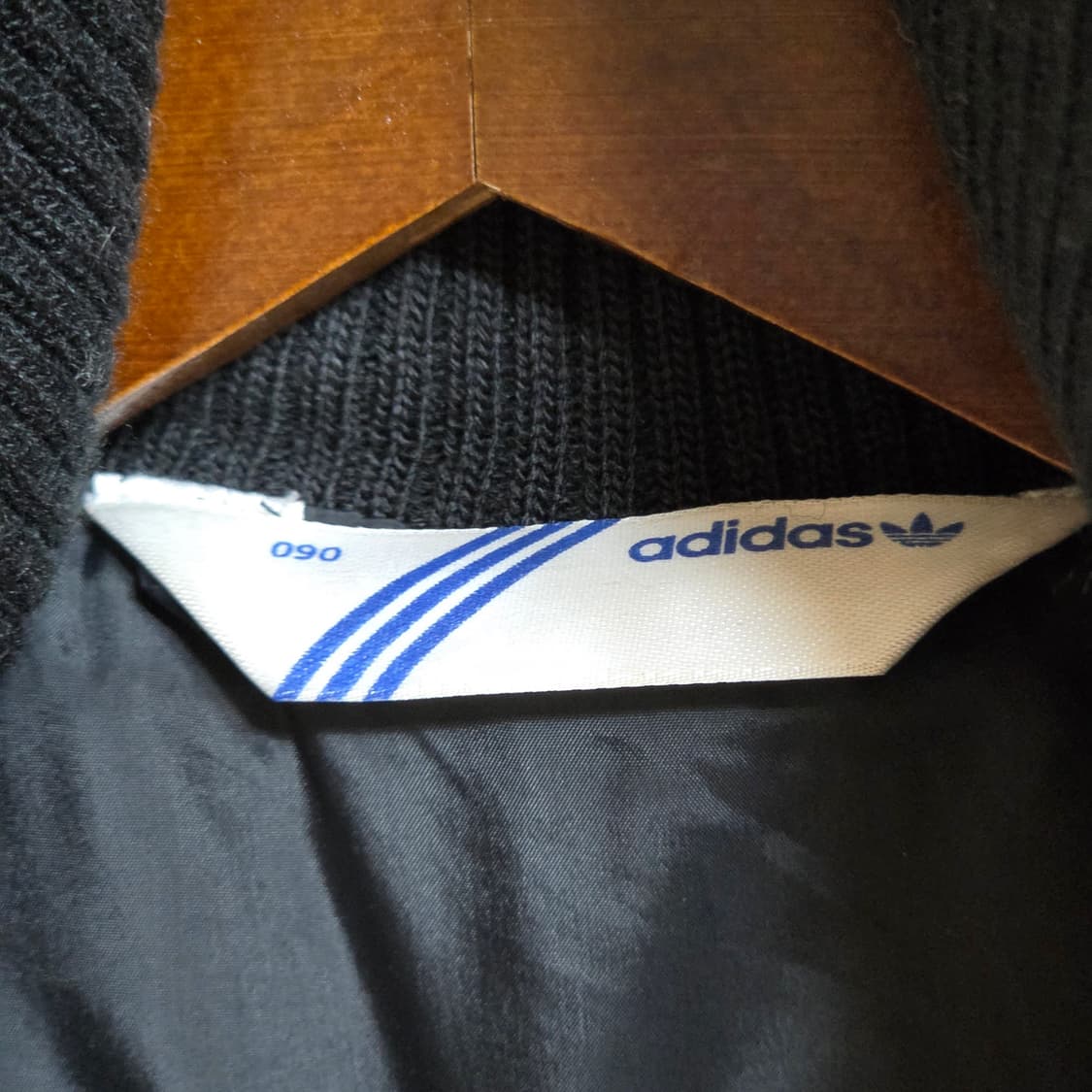 아디다스 글리터 유광 걸스 하이넥 패딩 베스트 상품이미지9