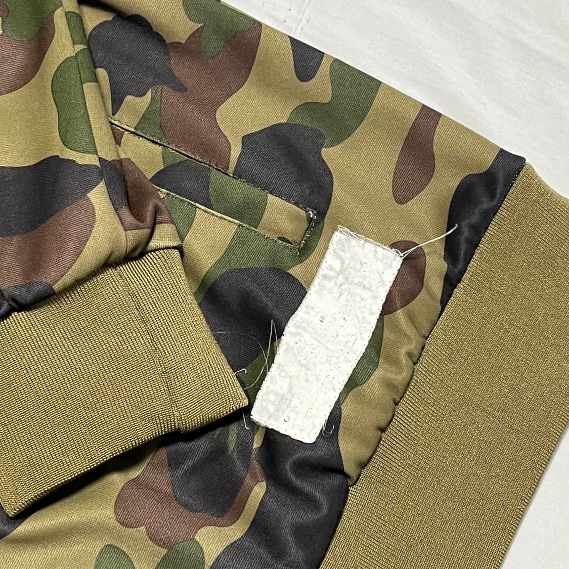 XL 베이프 x 아디다스 로고 녹계 져지 상품이미지3