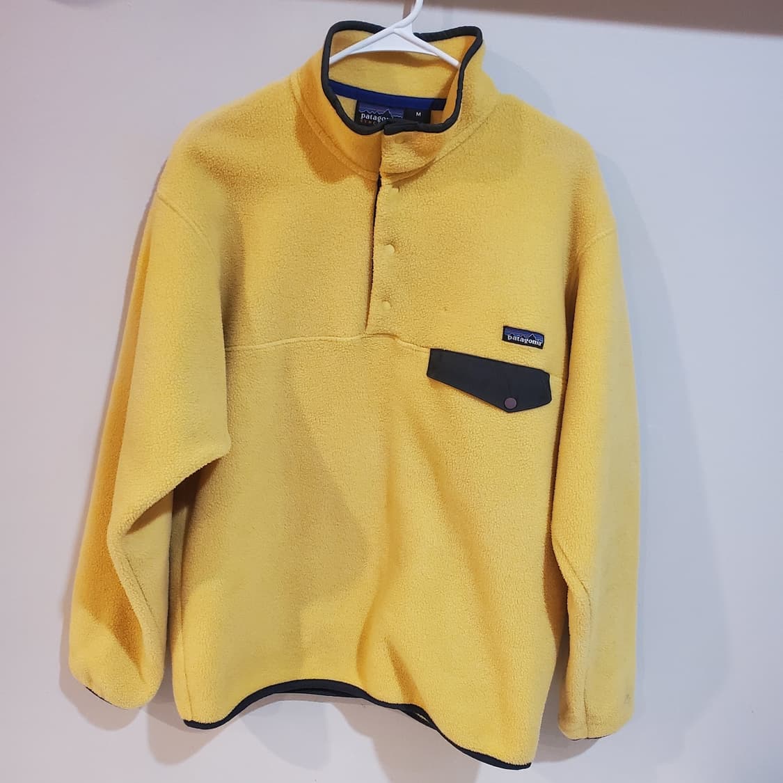 99FW 파타고니아 빈티지 신칠라 스냅-T 옐로우 블랙 플리스 상품이미지1