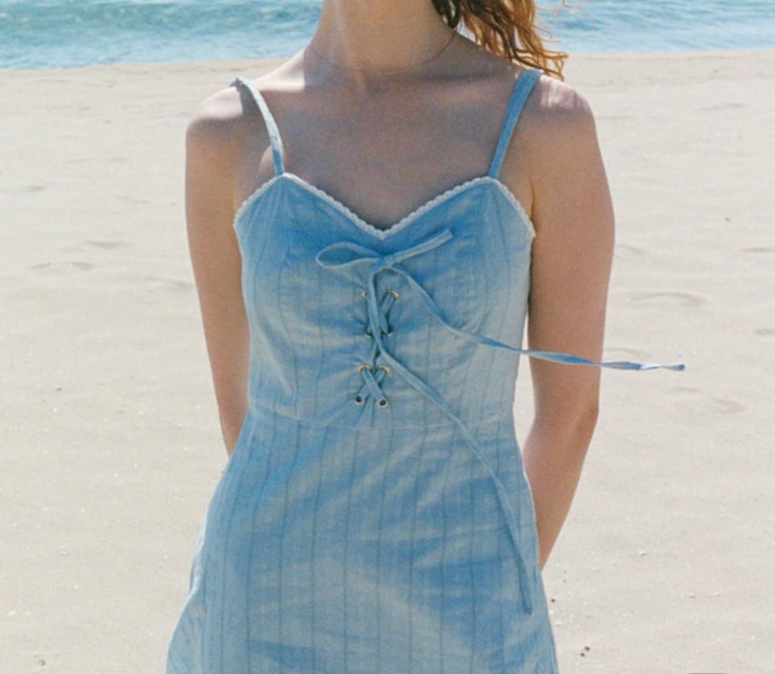 레터프롬문 에테 아일렛 레이스 롱 원피스 (스카이블루) 상품이미지1