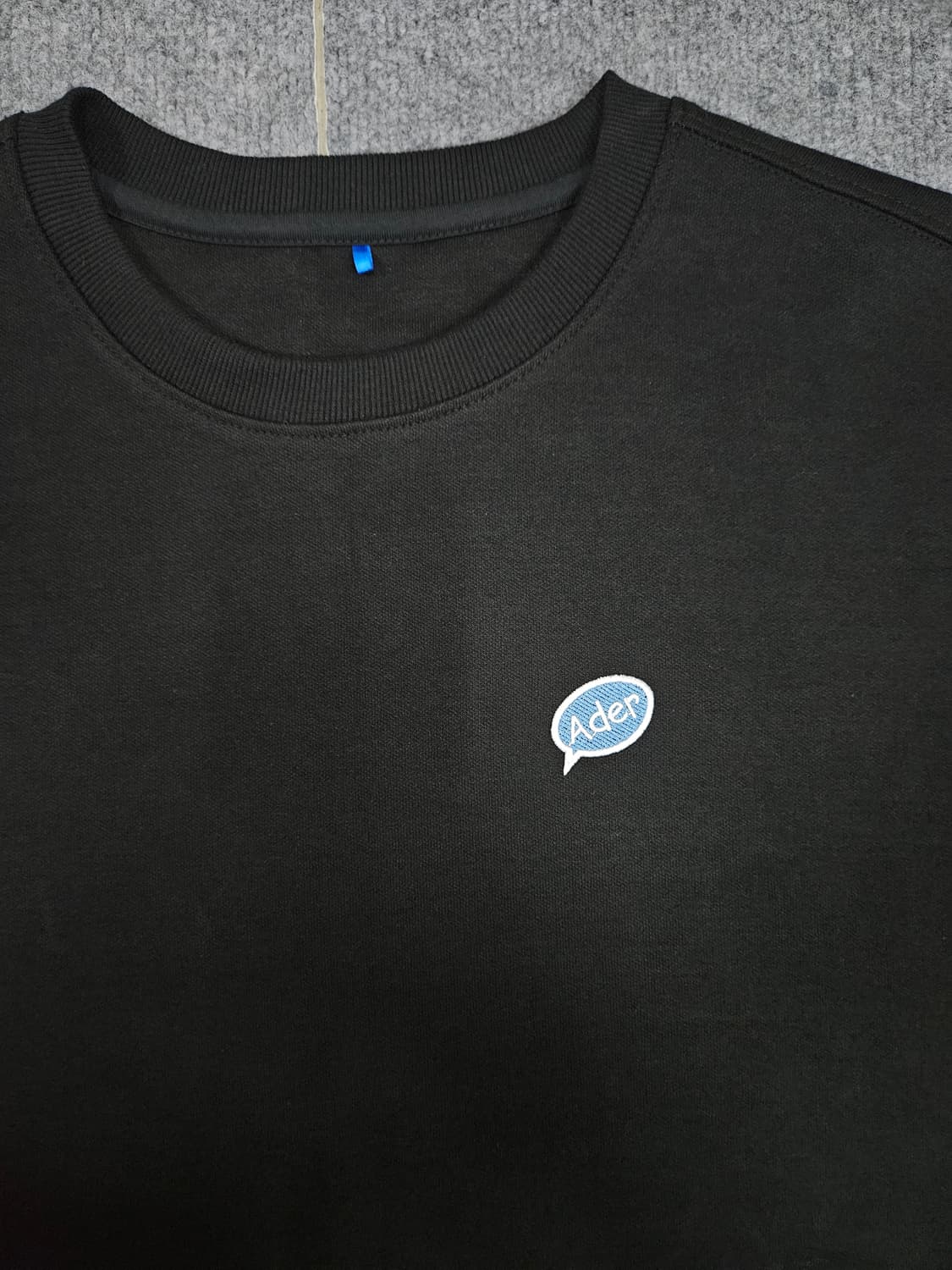 아더에러 25ss AJAR 컬랙션 스웻셔츠 급처 상품이미지2