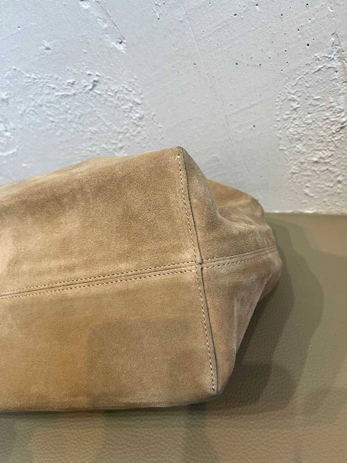 artto 아르토 스웨이드백 가방 상품이미지5