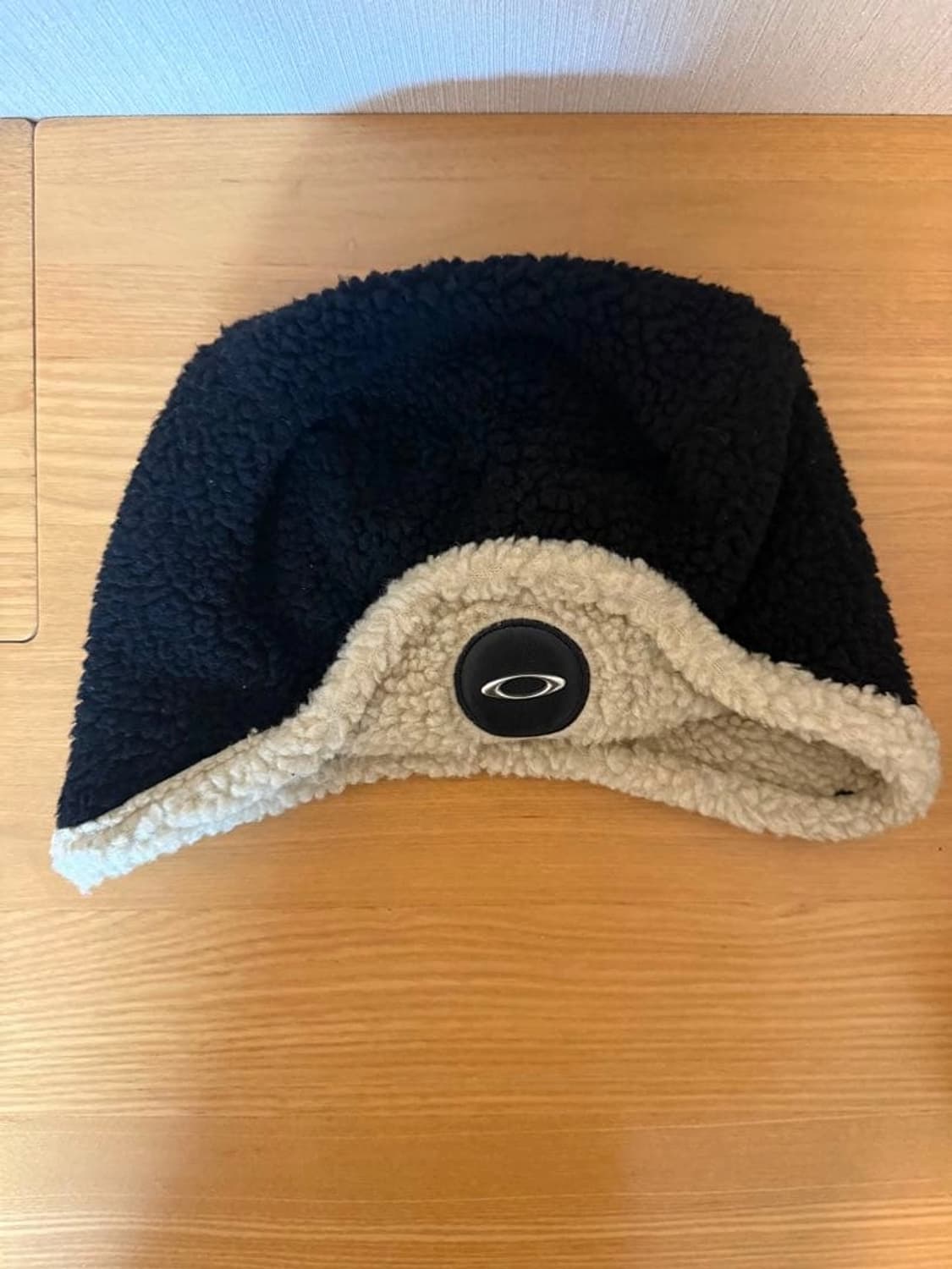 오클리 퍼 트래퍼 햇 상품이미지1