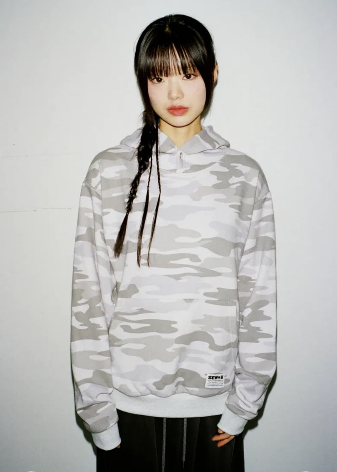 쏘비 버튼 카모 후드 화이트 상품이미지1