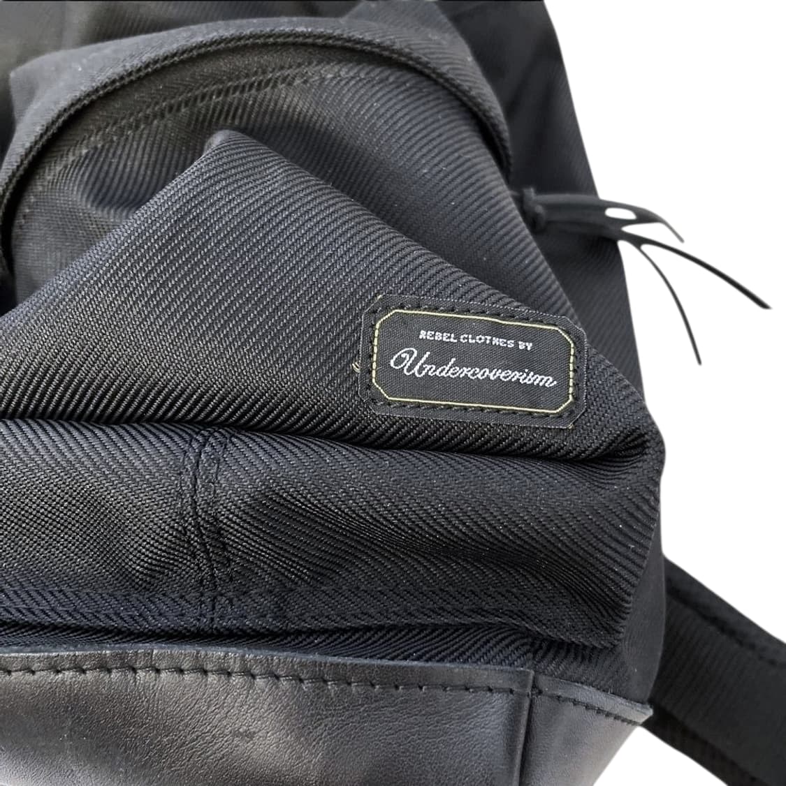 언더커버 투포켓 데이팩 백팩 상품이미지2
