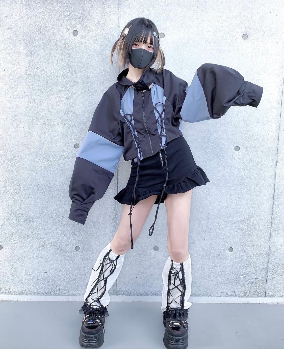 시마무라 누타 착용 서브컬쳐 아노깔 크롭 후드 하이넥 자켓 상품이미지1