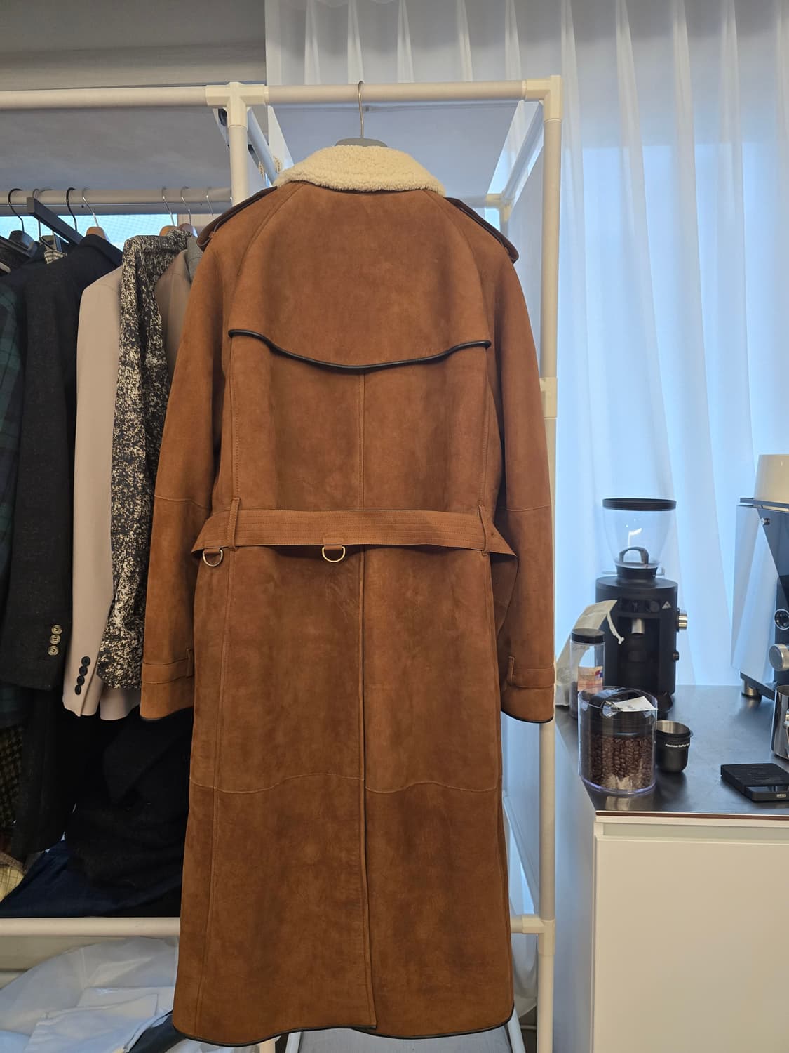 버버리 카멜 스웨이드 무스탕 롱 코트 50사이즈 상품이미지2