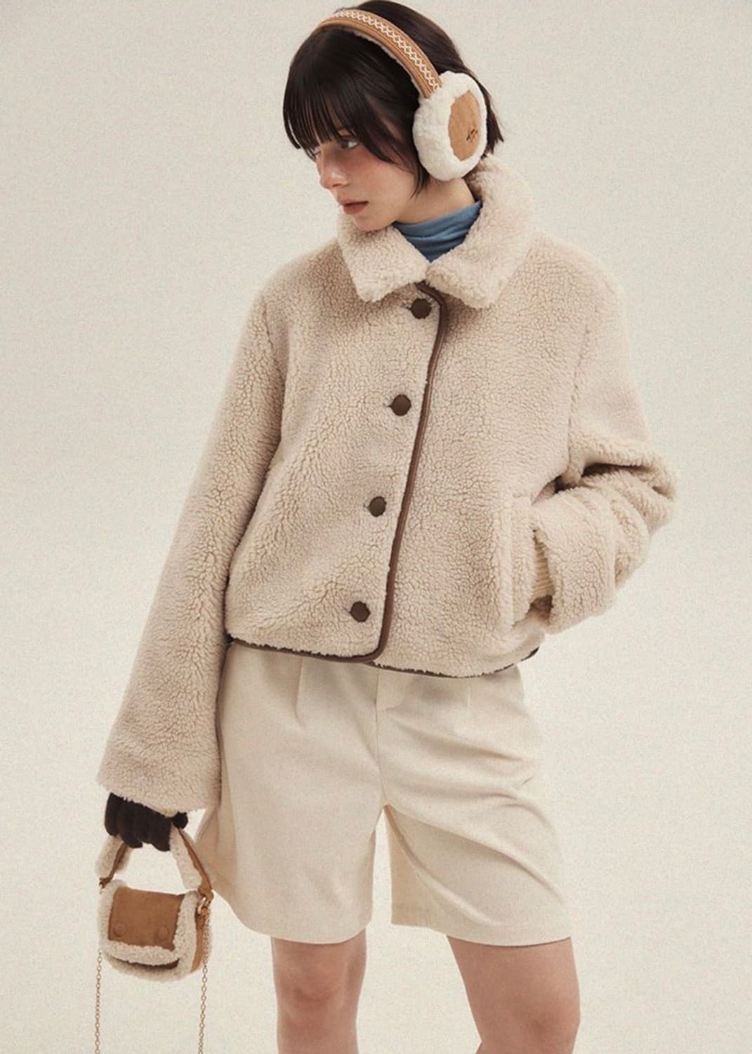 오찌 이어머프 + 시어링 마이크로 미니백 카멜 새상품 상품이미지3