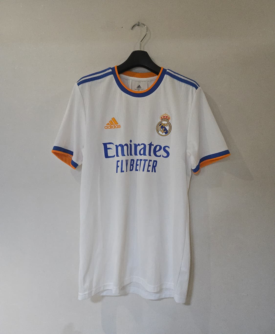 아디다스 레알 마드리드 21-22 유니폼 M 상품이미지1