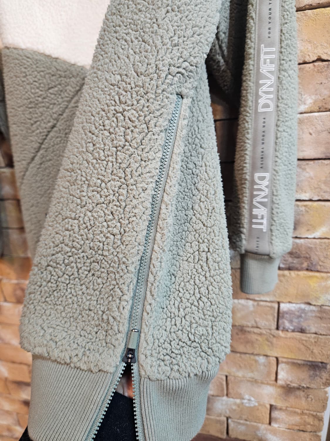 다이나핏 양털 맨투맨 S 상품이미지4