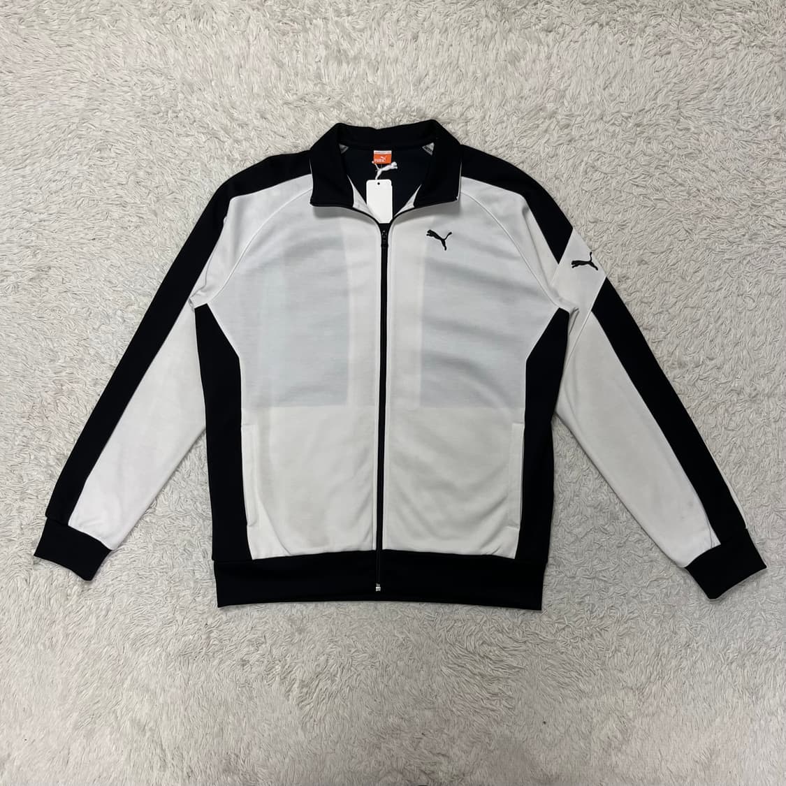 Puma black white jersey 상품이미지4