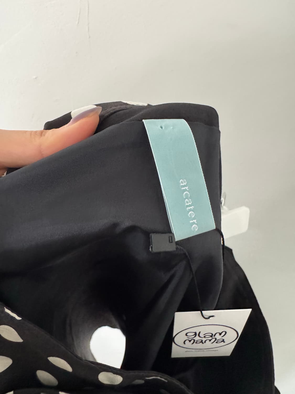 도트 패턴 버튼 디테일 미디 스커트 상품이미지7