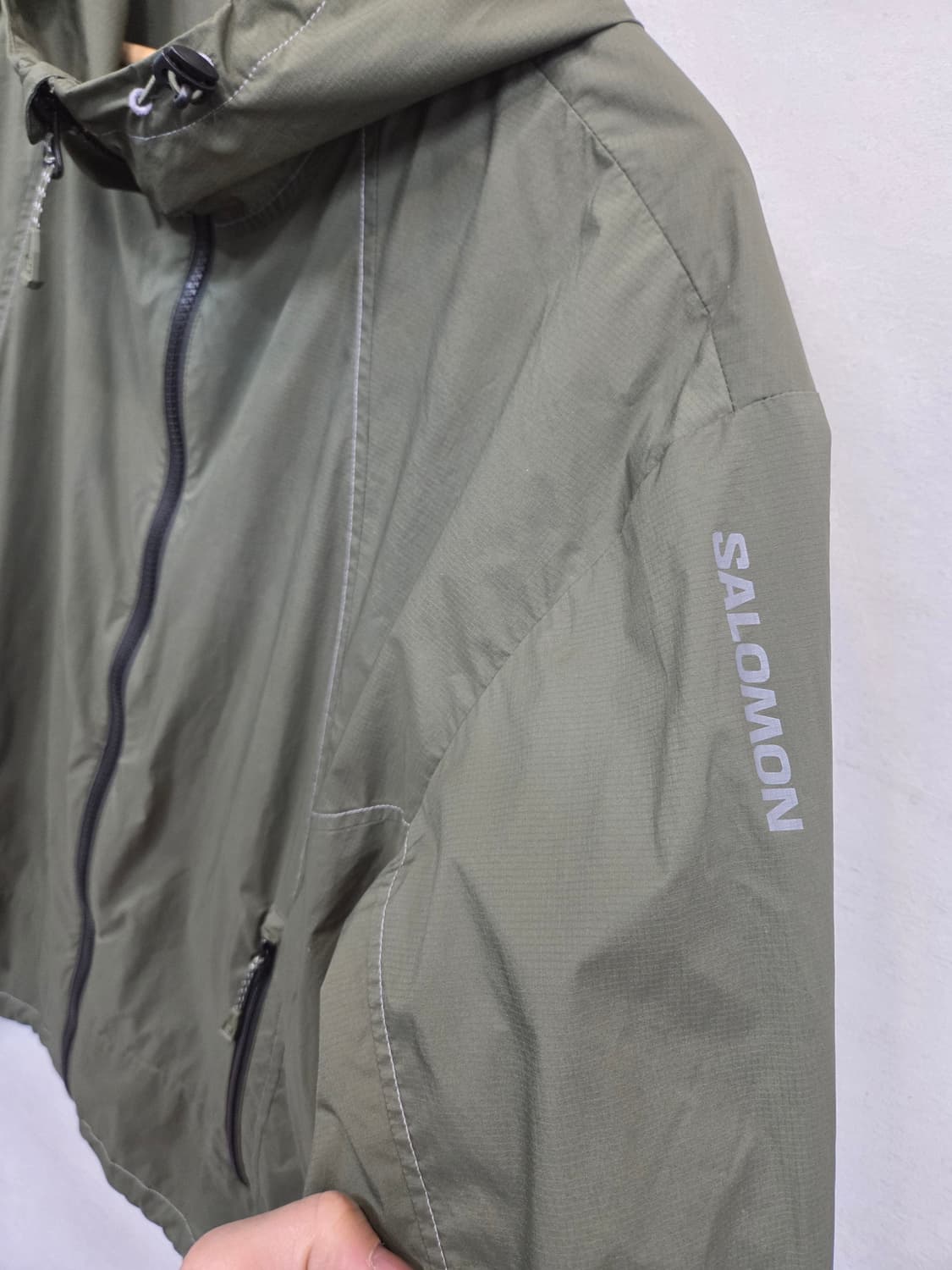 살로몬 릿지 라이트 경량 바람막이 후드자켓 xl 상품이미지8