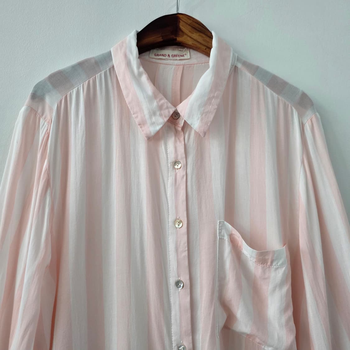 GRAND & GREENE 핑크 스트라이프 시어 셔츠 상품이미지3