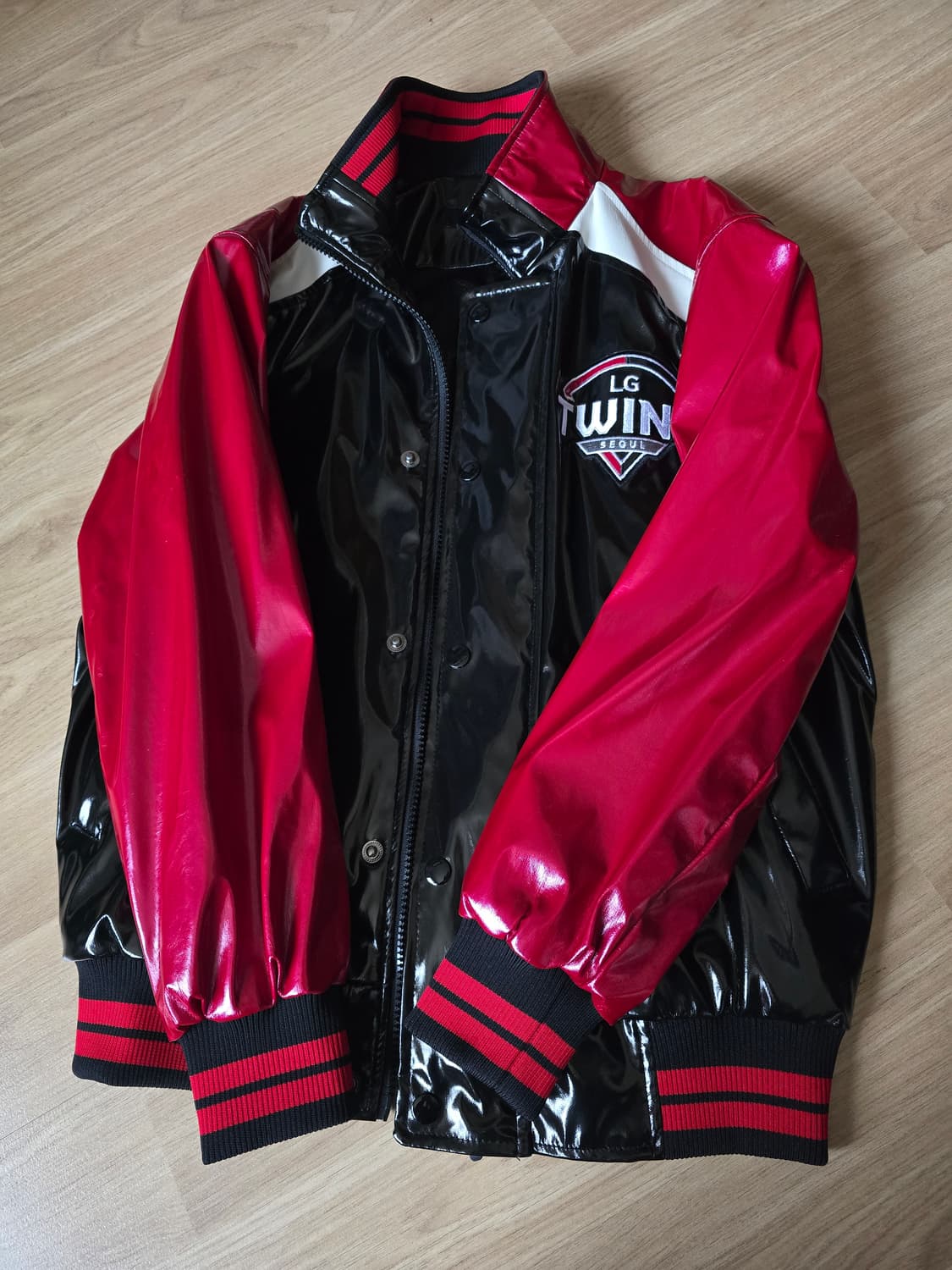 엘지트윈스 유광점퍼 춘추유광점퍼 S사이즈 상품이미지2