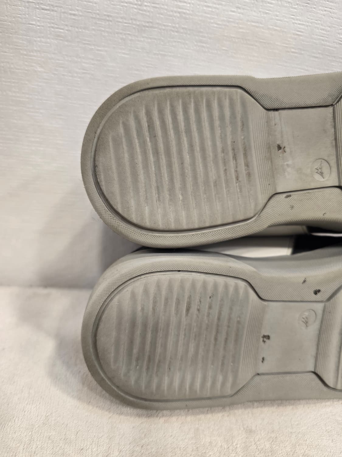 타임옴므 TIME homme 남성 스니커즈 250 블랙 상품이미지9