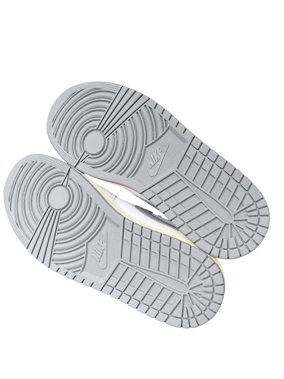 조던1 미드 화이트 스텔스 상품이미지5