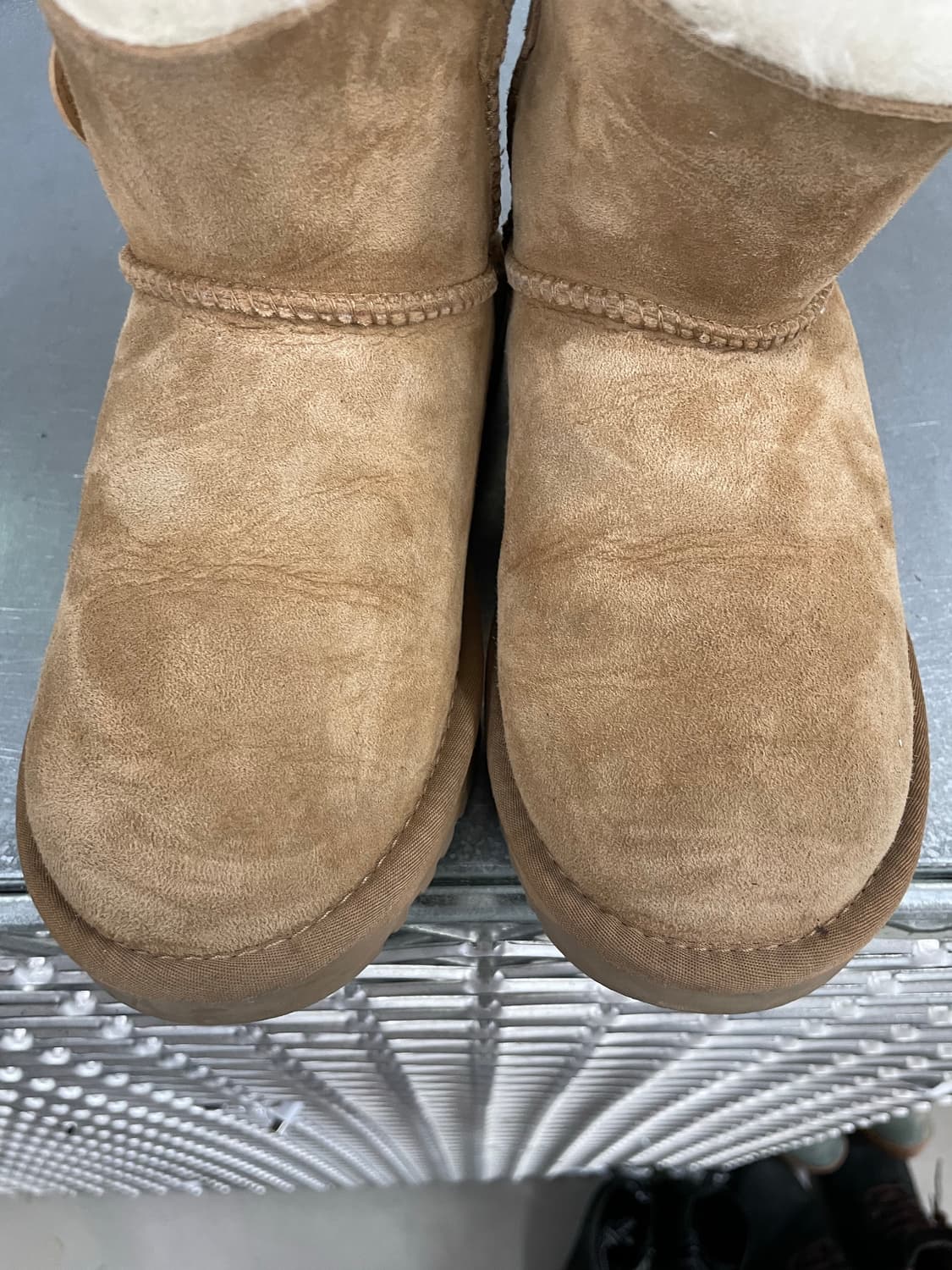 어그 베일리 버튼 II 230 상품이미지7