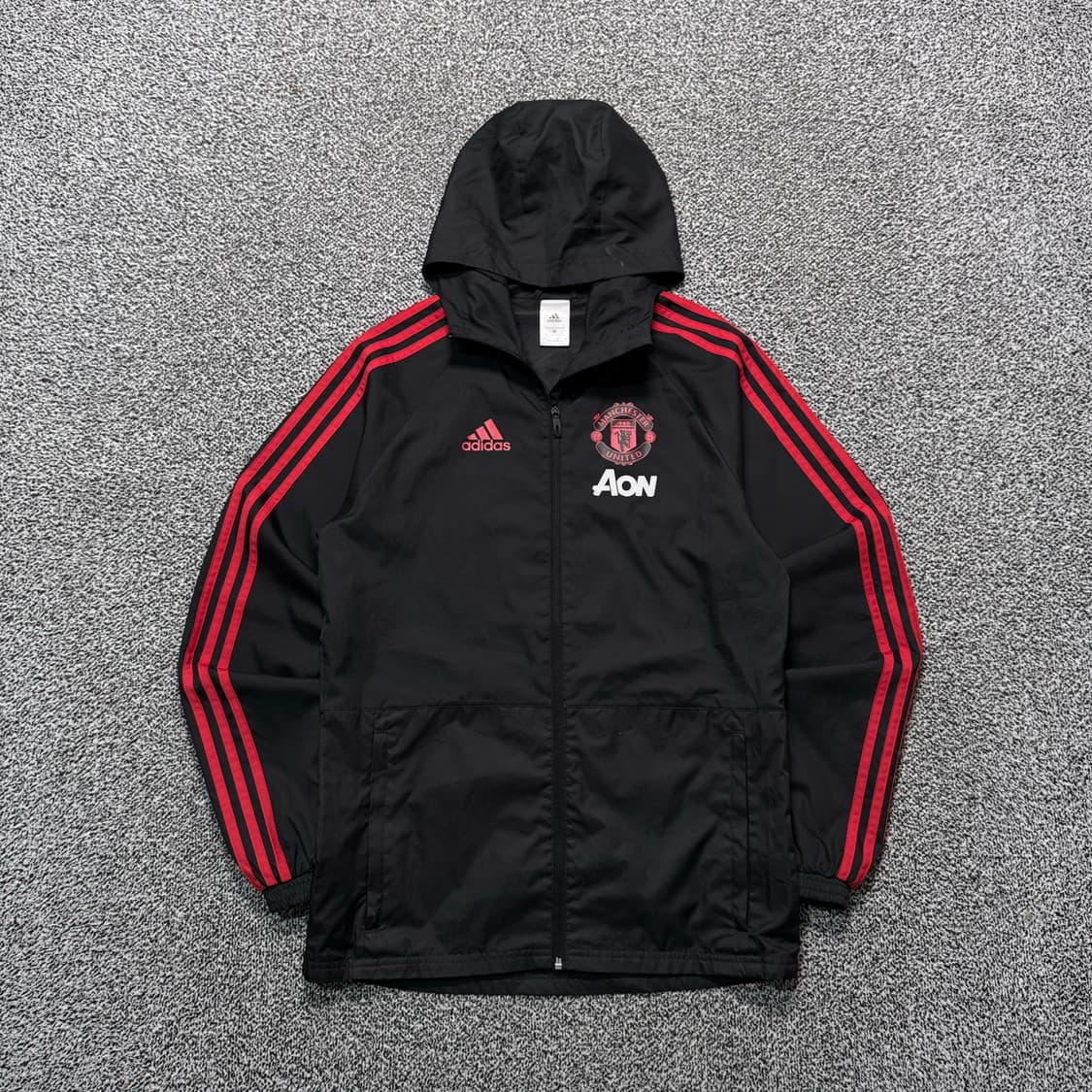 Name : 아디다스 맨유 팀로고 사이드라인 유니폼 바람막이 :)  상품이미지1