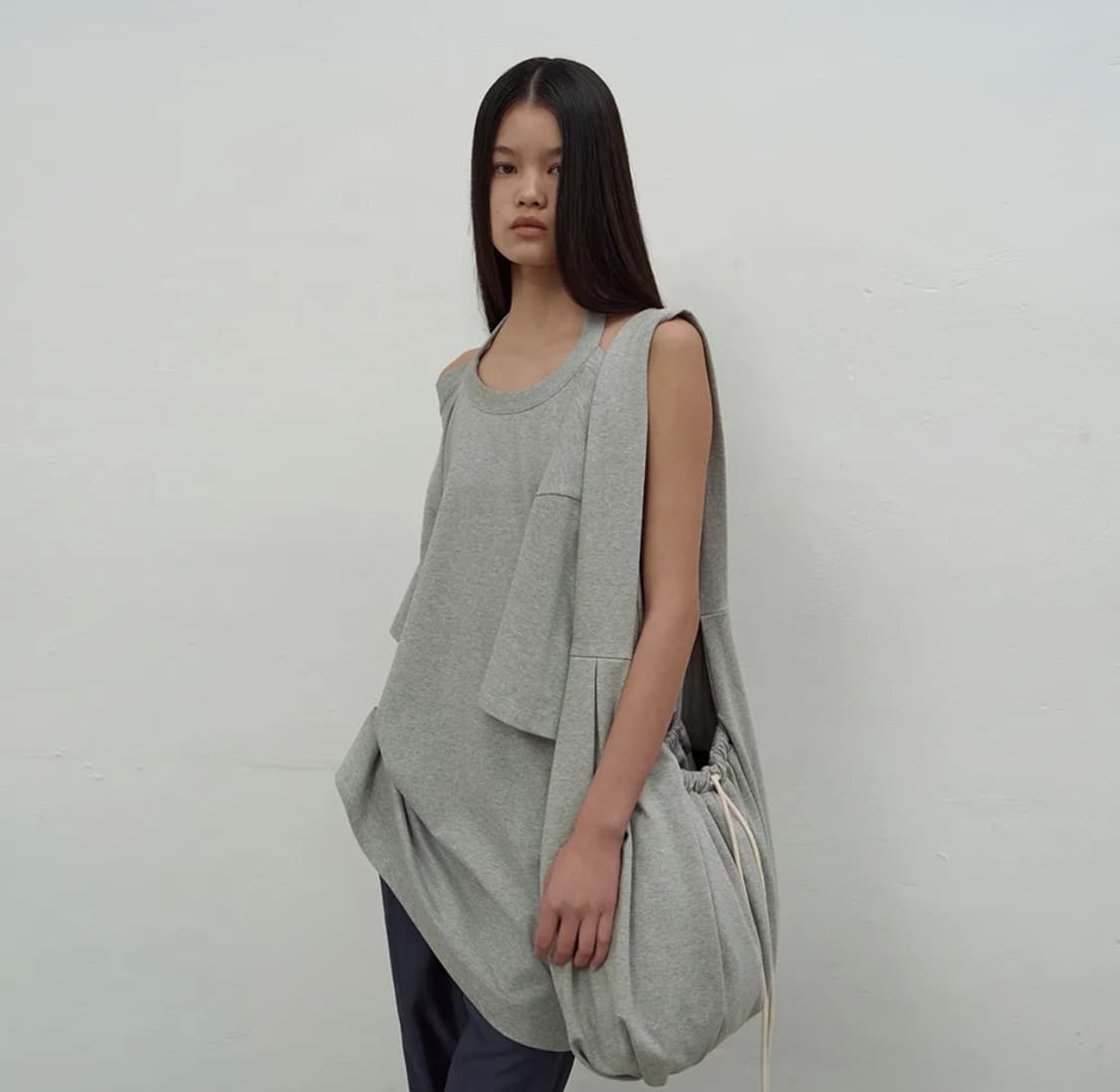LCDC KNOT  DETAIL SHOULDER BAG GREY 상품이미지3