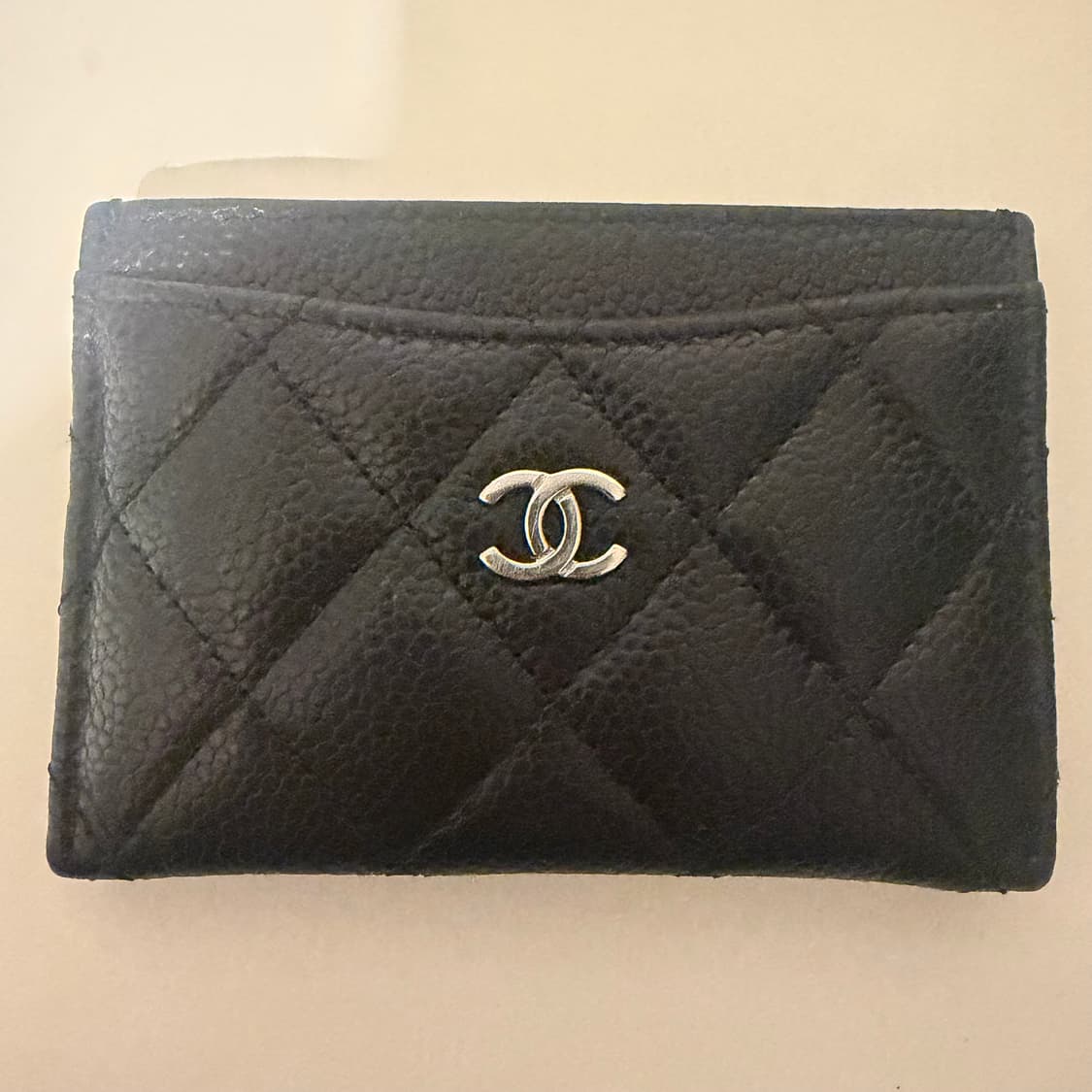 샤넬 클래식 은장 카프스킨 카드지갑 판매 상품이미지3