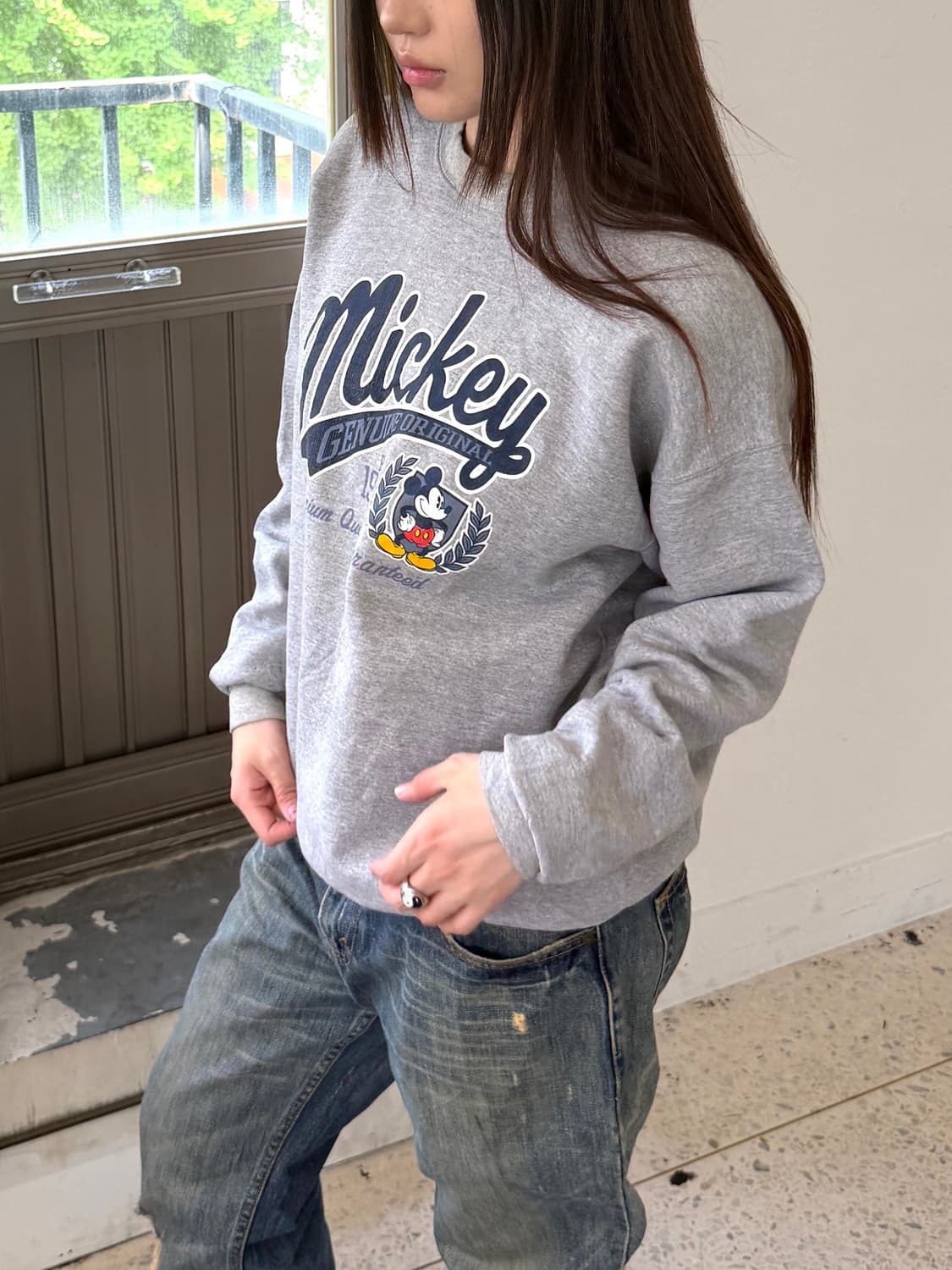 디즈니 미키마우스 맨투맨 그레이 상품이미지1