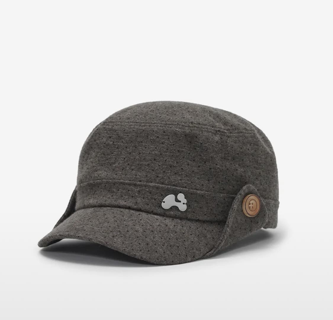 (원가이하 새상품) 허그유어스킨 도트 버튼 플립 캡 브라운 상품이미지1