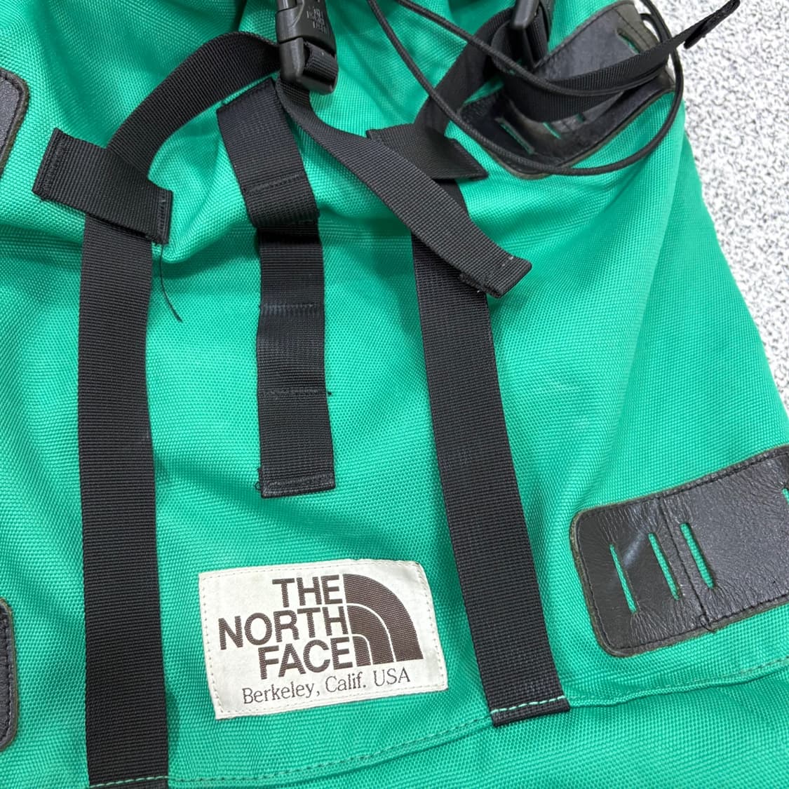 노스페이스 버클리 등산 백팩 0325J 상품이미지6