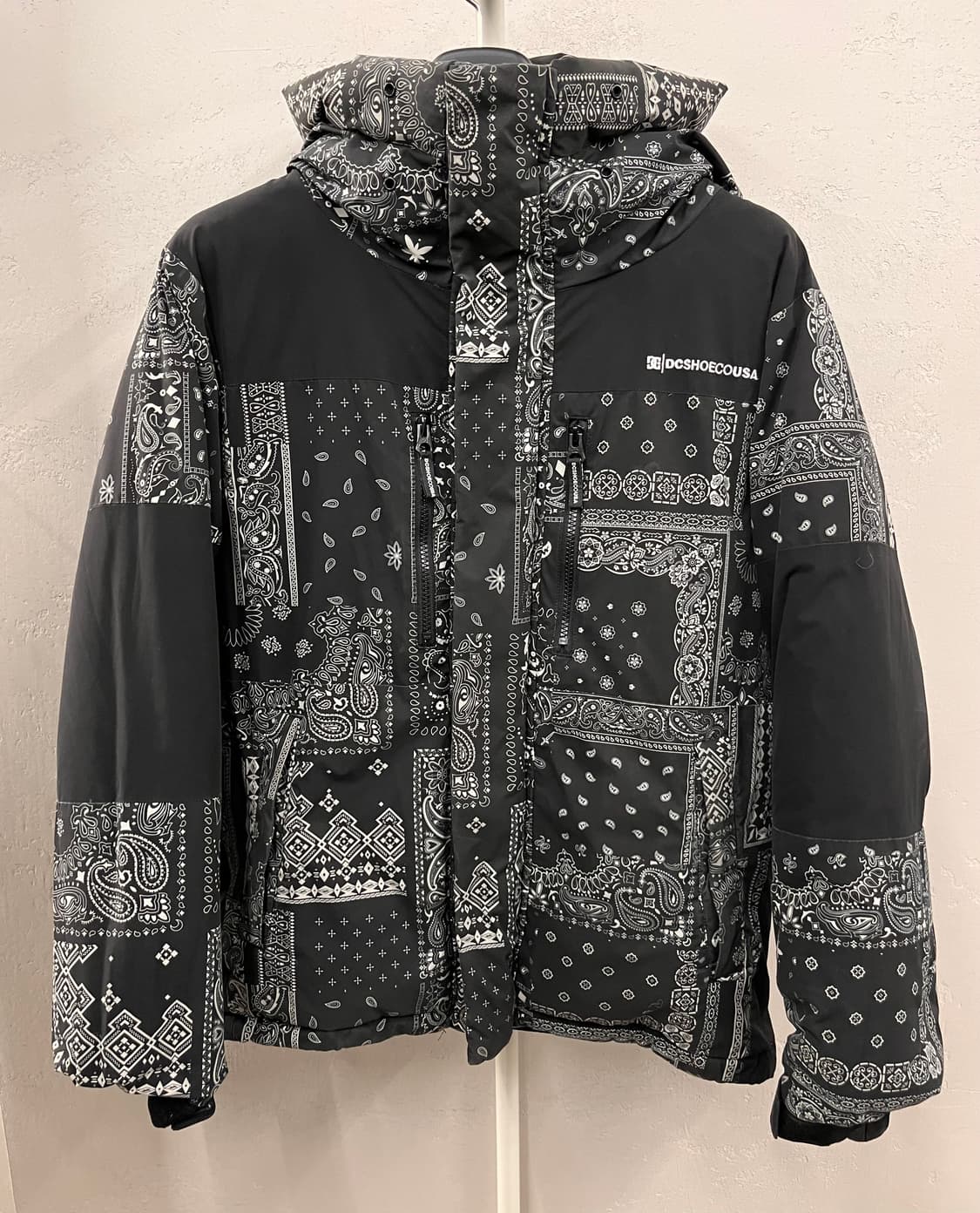 디씨 DC SHOECO USA 페이즐리 패딩 100 상품이미지1