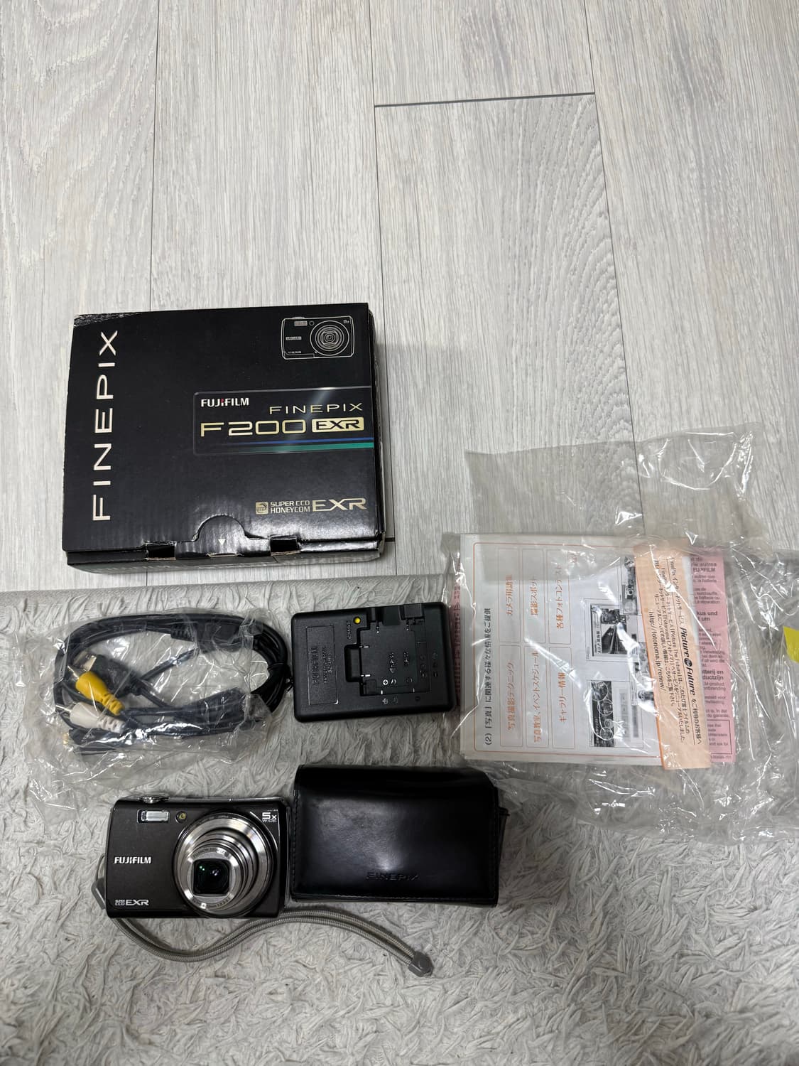 후지필름 FinePix F200EXR 디카/디지털카메라 상품이미지2