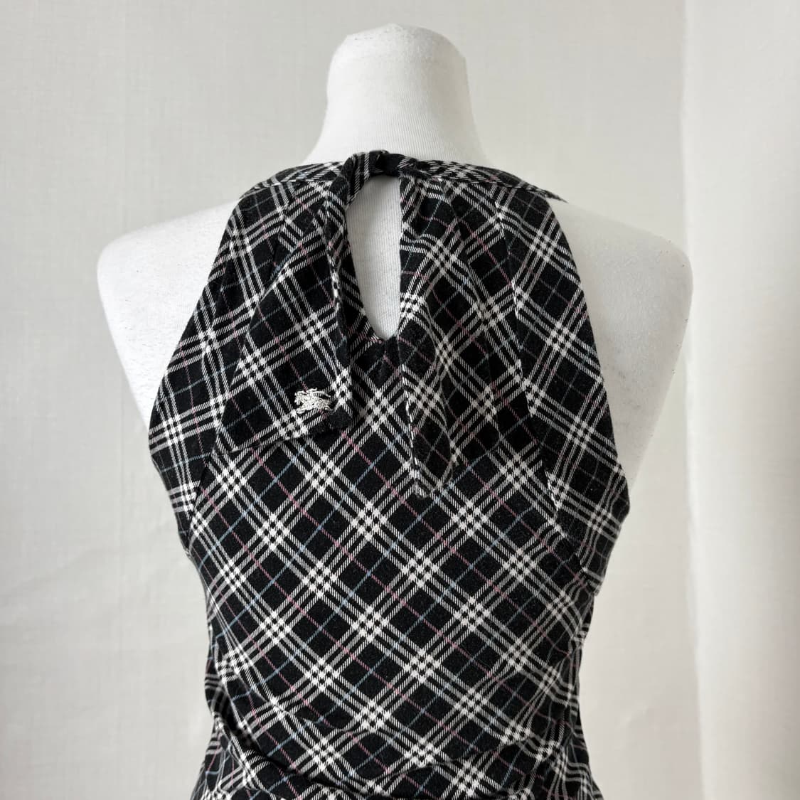 버버리 노바체크 홀터넥 나시 상품이미지3