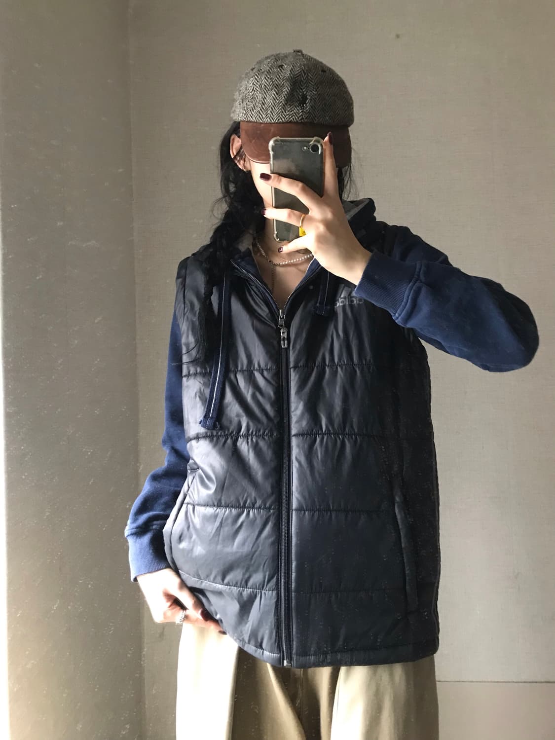 아디다스 블랙 그레이 패딩조끼 상품이미지5