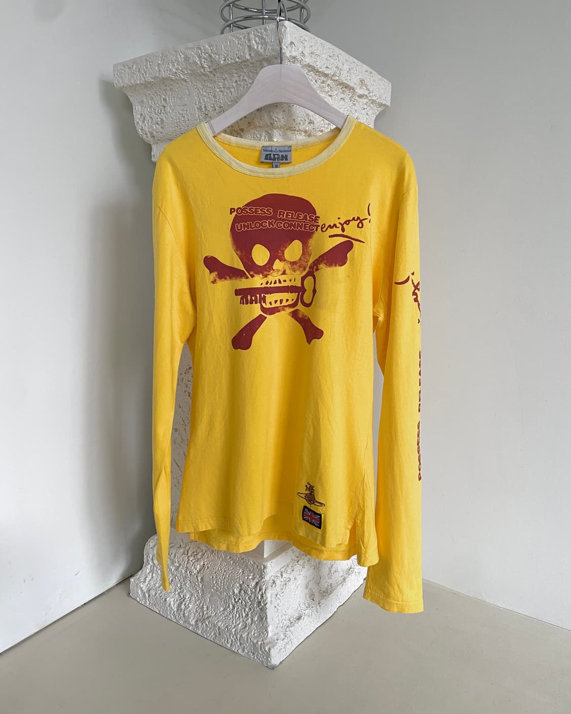 비비안웨스트우드 스컬 롱슬리브 상품이미지2