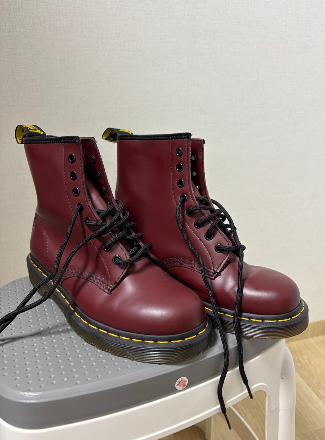 [새 상품] Dr. Martens(닥터마틴) 1460 8홀 부츠 상품이미지1