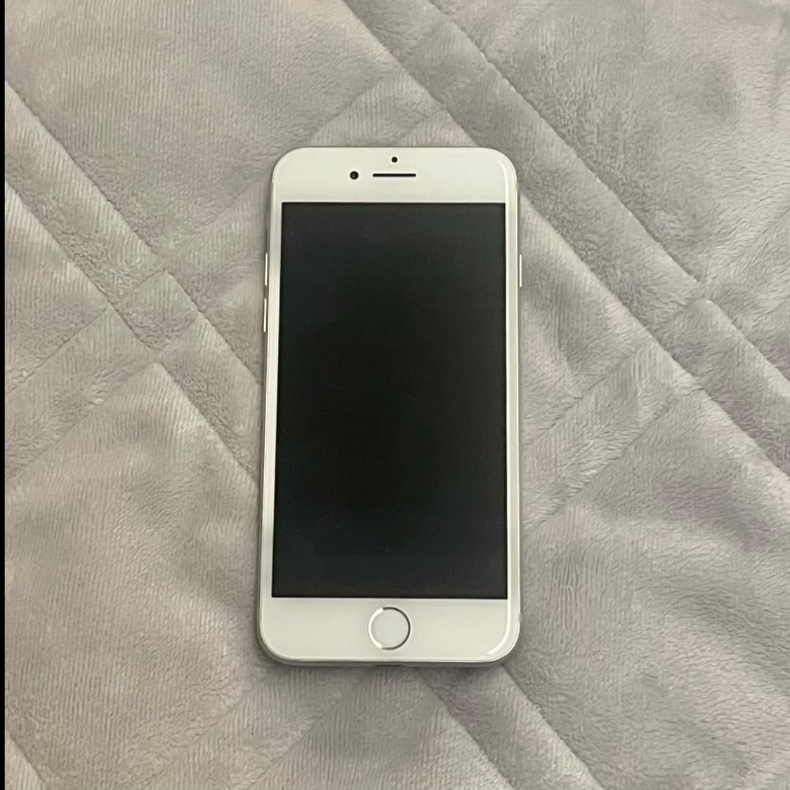 아이폰 7 실버 32기가 배터리 94% 상품이미지2