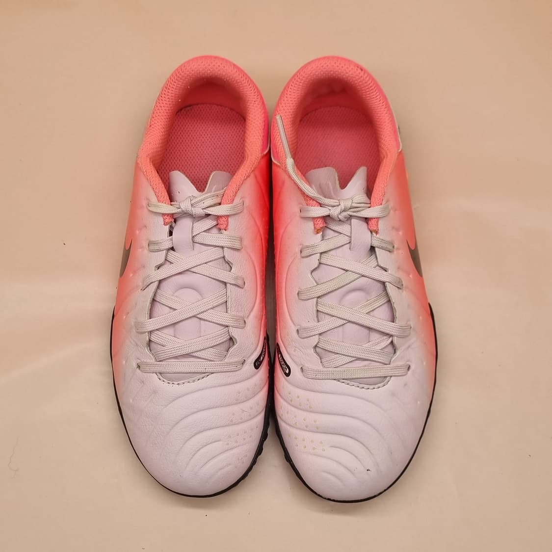 나이키 티엠포 레전드10 아동풋살화220 상품이미지2