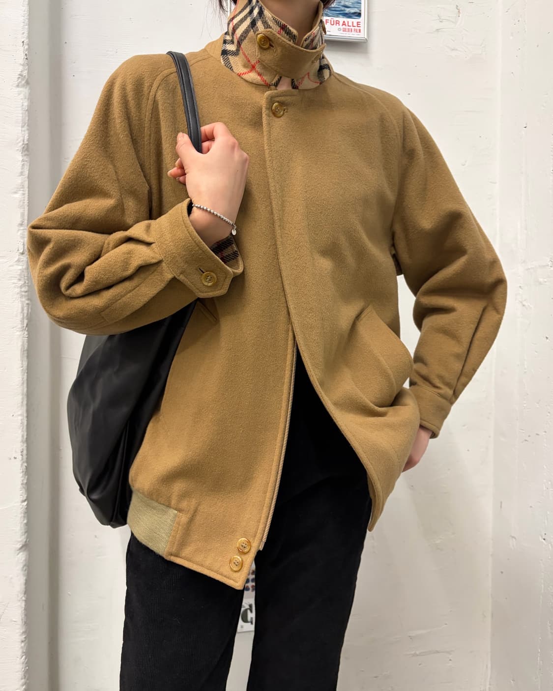 버버리 울 블루종 상품이미지1