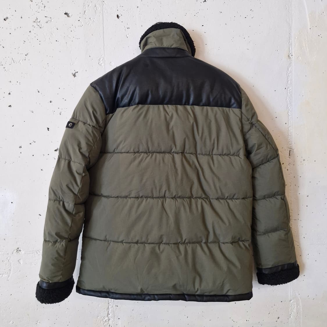 무스탕 패딩 95~100 상태엄청좋음 상품이미지6