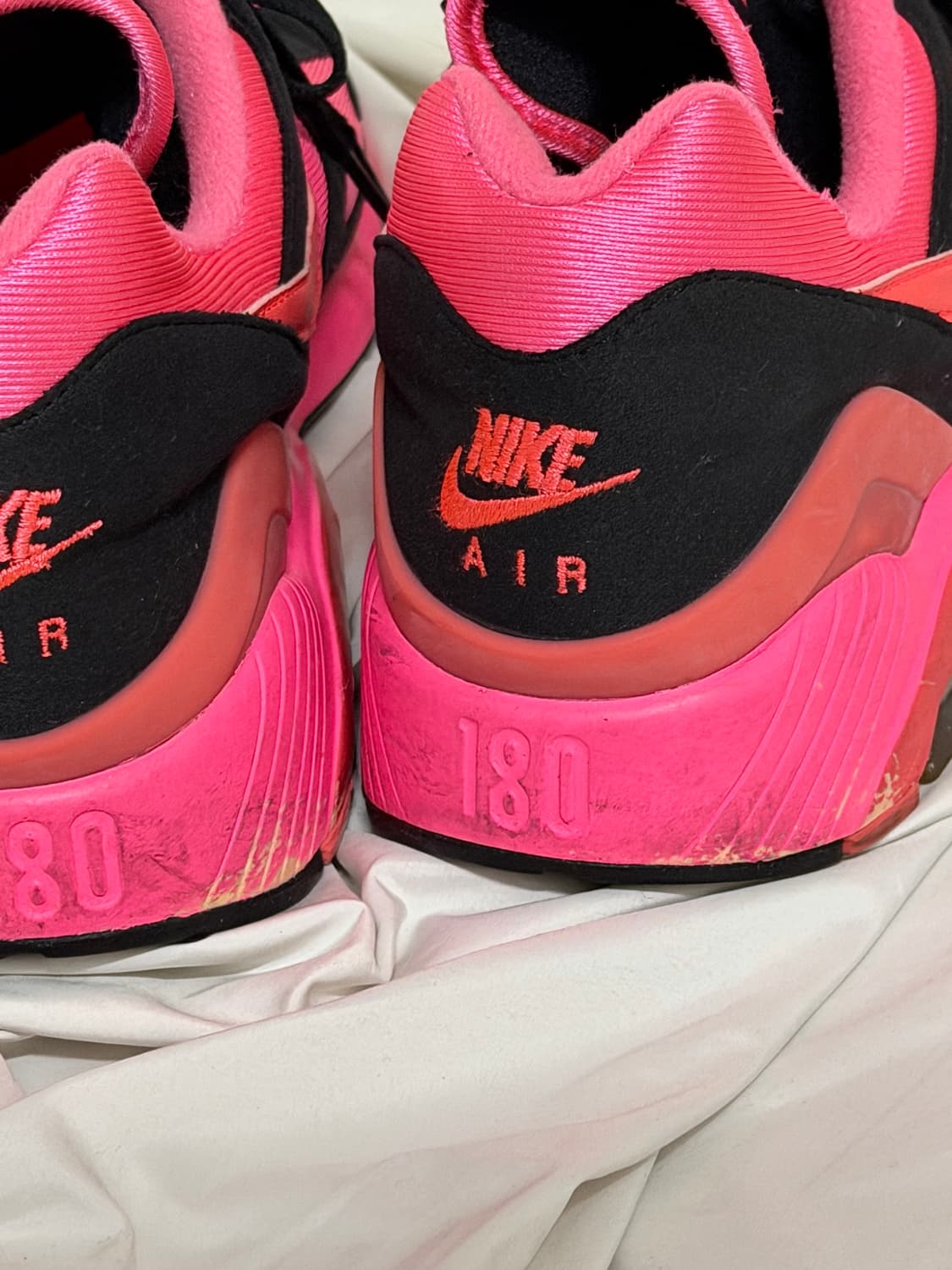 나이키 x 꼼데가르송 옴므 플러스 에어맥스 180 블랙 핑크 상품이미지5