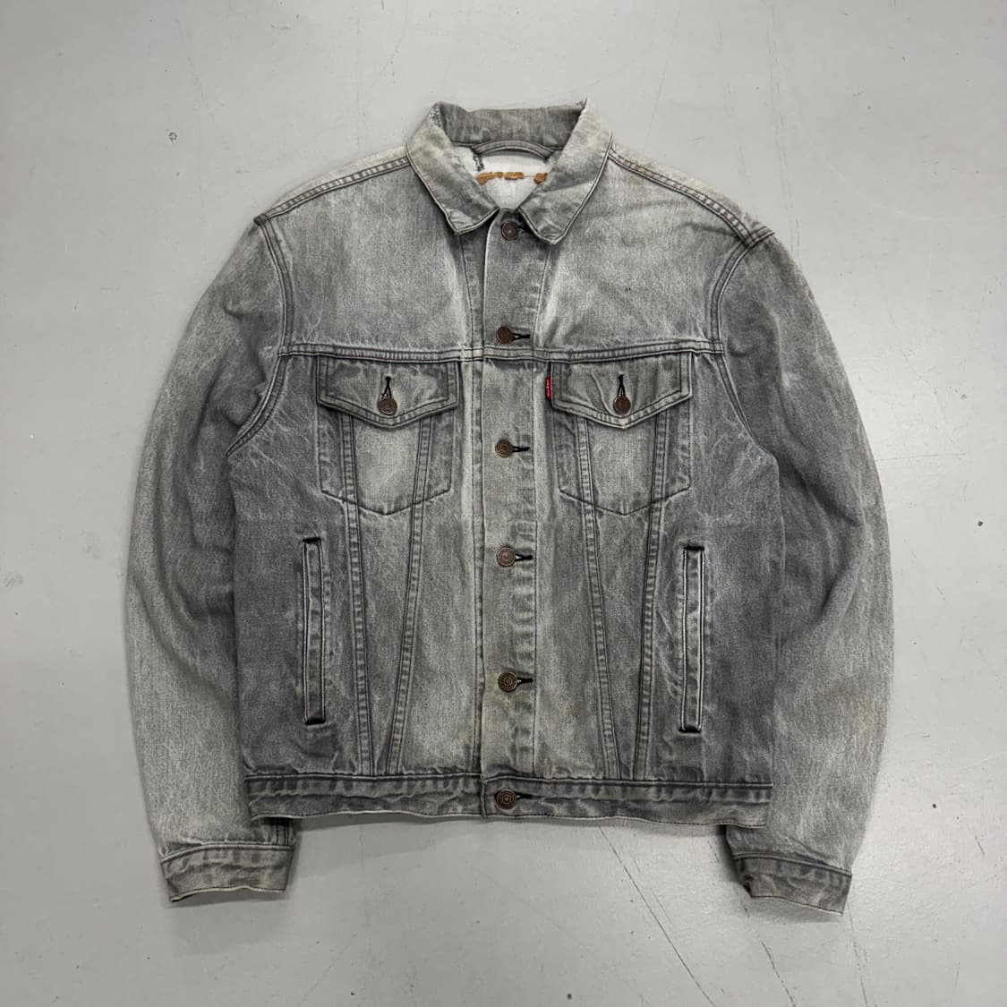 리바이스 80s 흑청 페이딩 워싱 데님자켓 상품이미지1