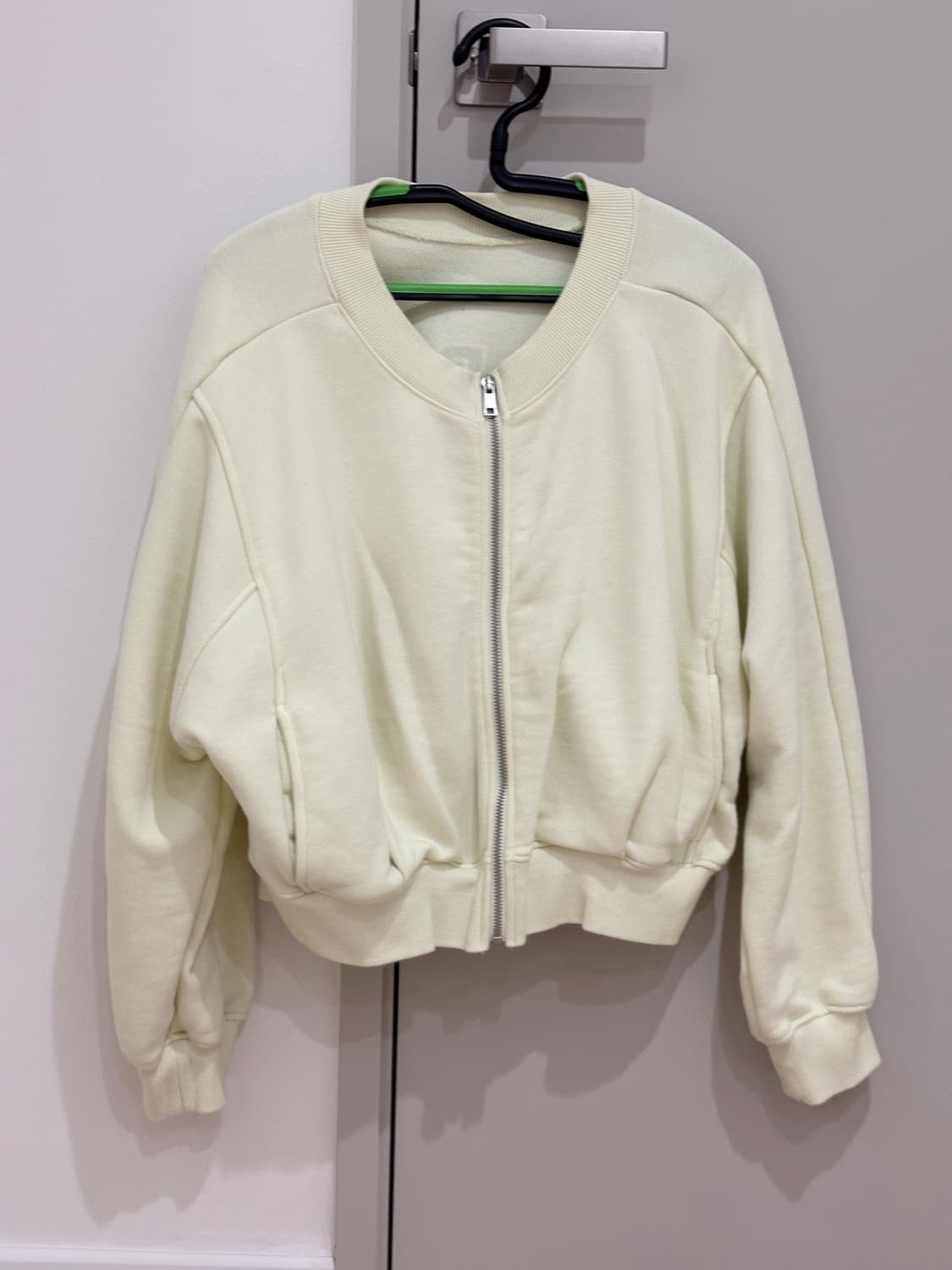 코데즈컴바인 크롭 맨투맨 집업 레몬 모리 y2k 키치 상품이미지2