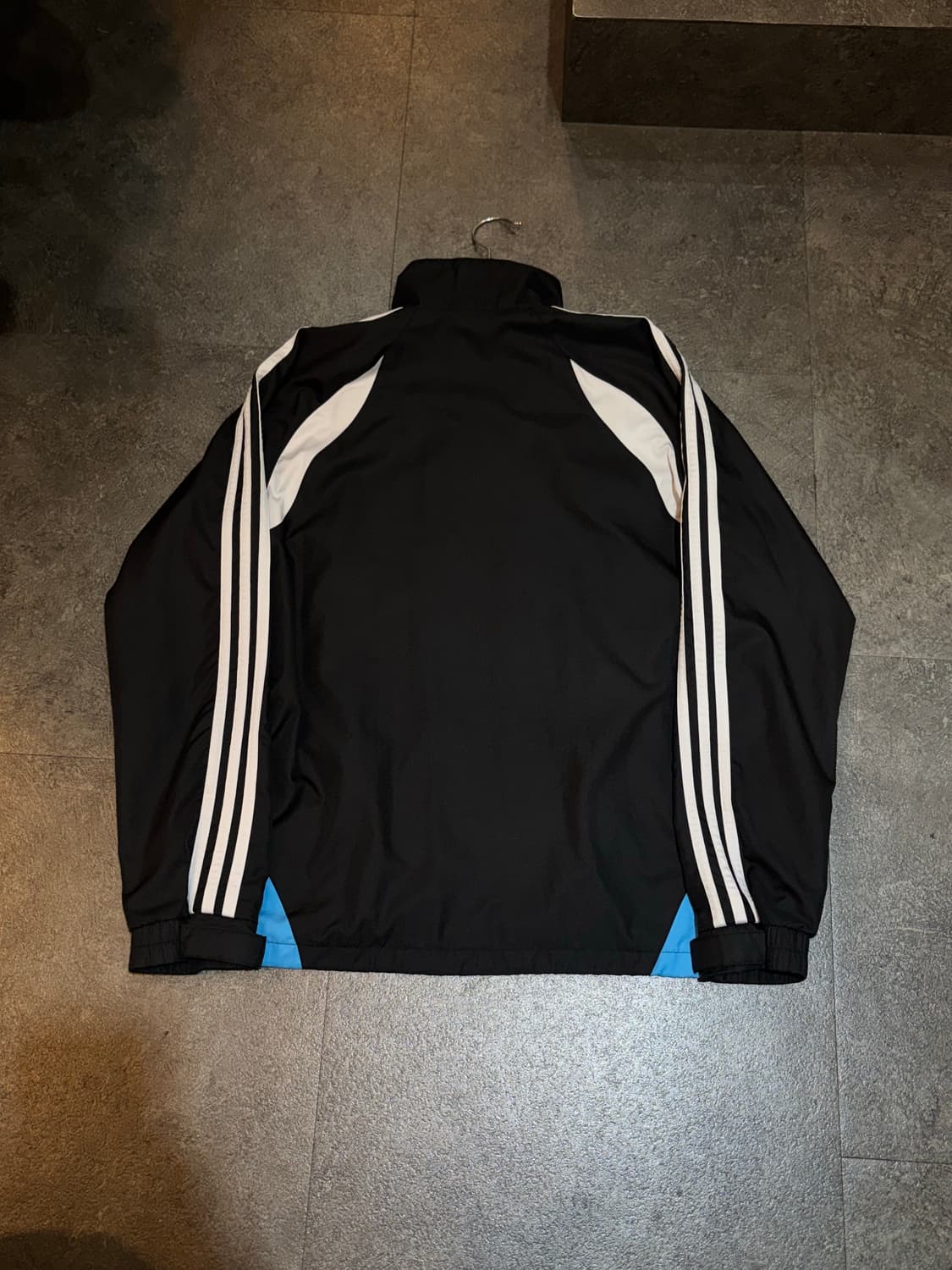아디다스 올드스쿨 바람막이 잠바 100사이즈 상품이미지3