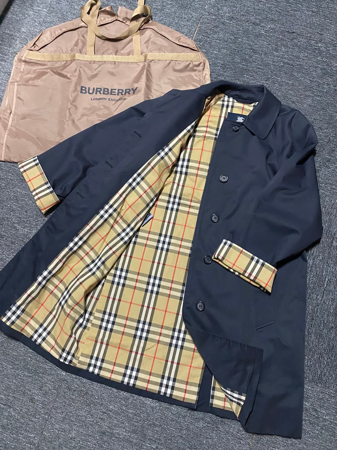 정리중 버버리 시그니처 노바체크 트렌치코트 상품이미지2
