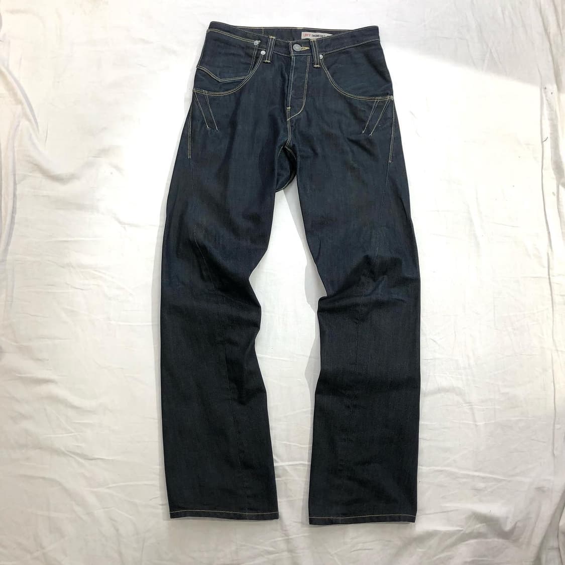 리바이스 엔지니어드 스티치 포인트 데님 팬츠 32 상품이미지1