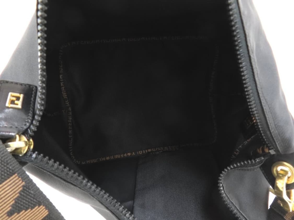 펜디 로고 숄더백 블랙 + 파우치 상품이미지9