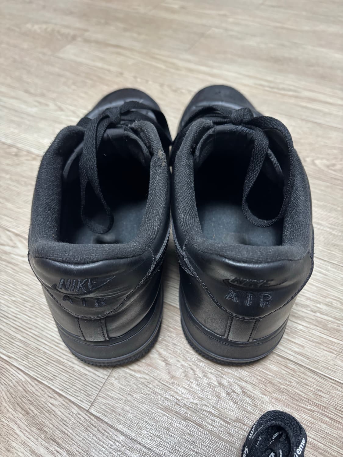 슈프림 에어포스 블랙 275 상품이미지3