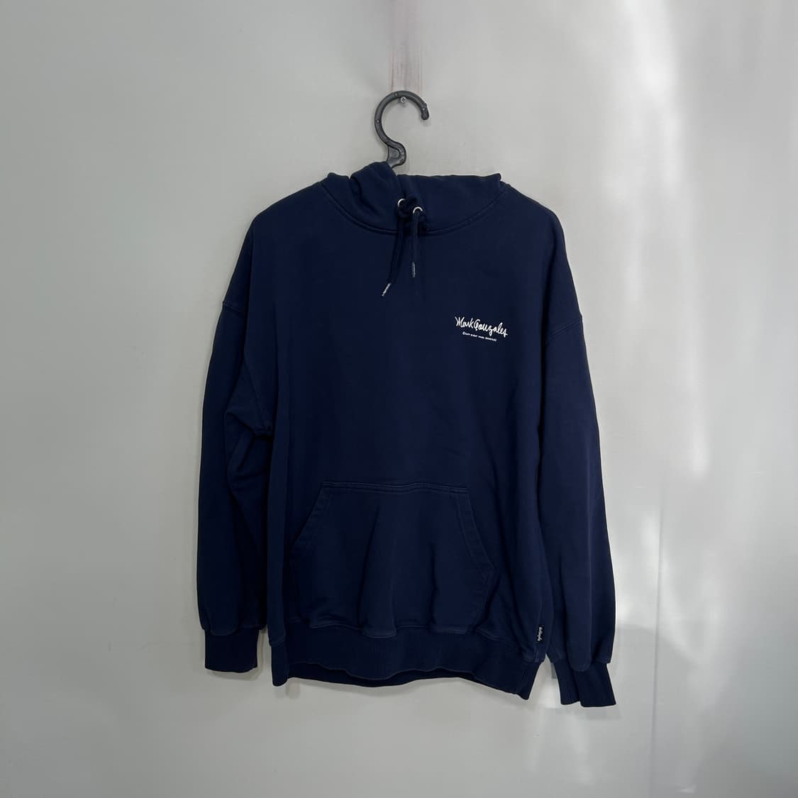 마크곤자렐스 약기모 후드티 90 공용 상품이미지1